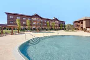 PortAventura Hotel Colorado Creek - Includes unlimited access to PortAventura Park & 1 access to Ferrari Land